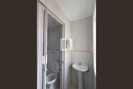 Casa para alugar com 344m², 3 quartos e 2 vagas Casa para alugar com 344m², 3 quartos e 2 vagasBanheiro de Serviço