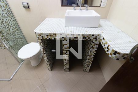 Casa para alugar com 344m², 3 quartos e 2 vagas Casa para alugar com 344m², 3 quartos e 2 vagasBanheiro da Suíte