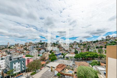 Apartamento para alugar com 150m², 3 quartos e 1 vagaVaranda