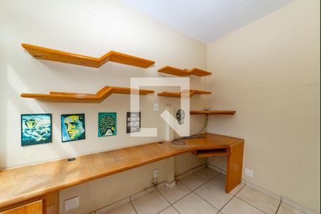 Apartamento para alugar com 150m², 3 quartos e 1 vagaEscritório