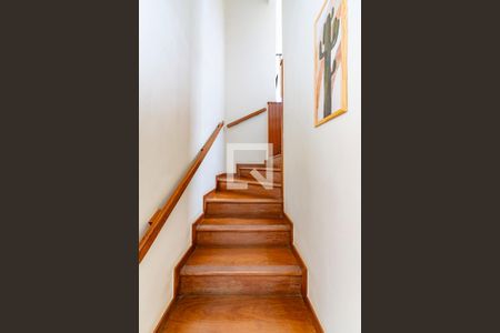 Apartamento para alugar com 150m², 3 quartos e 1 vagaEscada