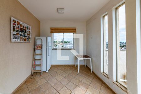 Apartamento para alugar com 150m², 3 quartos e 1 vagaVaranda