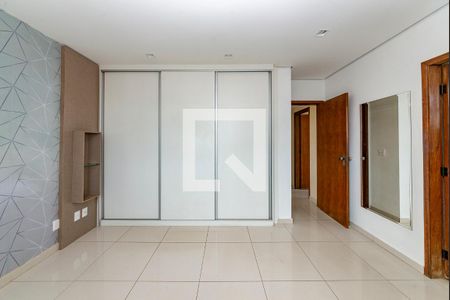 Apartamento para alugar com 150m², 3 quartos e 1 vagaSuíte