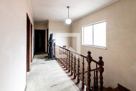 Casa para alugar com 331m², 3 quartos e 7 vagas Casa para alugar com 331m², 3 quartos e 7 vagasCorredor