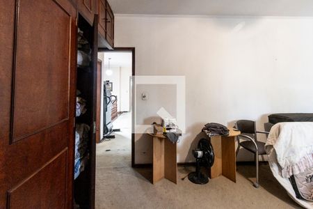 Casa para alugar com 331m², 3 quartos e 7 vagas Casa para alugar com 331m², 3 quartos e 7 vagasQuarto 4