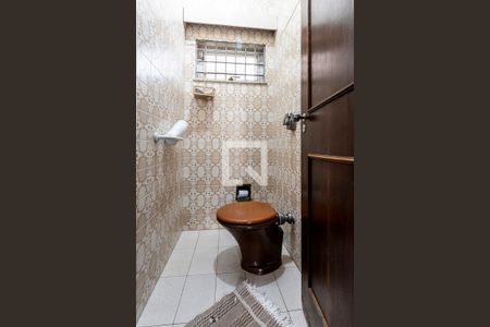 Casa para alugar com 331m², 3 quartos e 7 vagas Casa para alugar com 331m², 3 quartos e 7 vagasLavabo