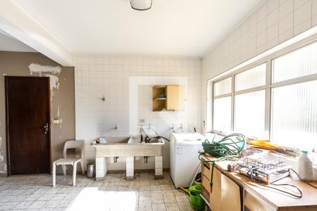 Casa para alugar com 331m², 3 quartos e 7 vagas Casa para alugar com 331m², 3 quartos e 7 vagasÁrea comum