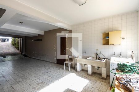 Casa para alugar com 331m², 3 quartos e 7 vagas Casa para alugar com 331m², 3 quartos e 7 vagasÁrea comum