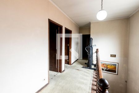 Casa para alugar com 331m², 3 quartos e 7 vagas Casa para alugar com 331m², 3 quartos e 7 vagasCorredor