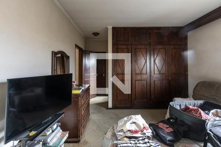 Casa para alugar com 331m², 3 quartos e 7 vagas Casa para alugar com 331m², 3 quartos e 7 vagasQuarto 1