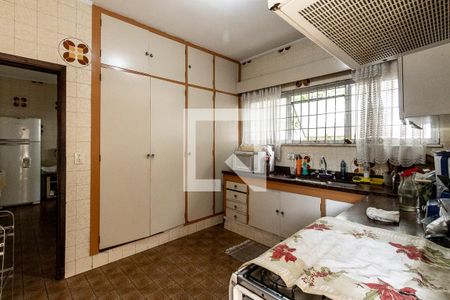 Casa para alugar com 331m², 3 quartos e 7 vagas Casa para alugar com 331m², 3 quartos e 7 vagasCozinha