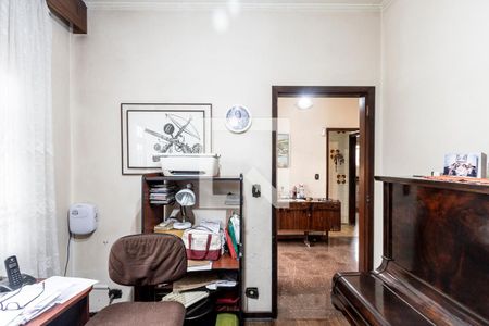 Casa para alugar com 331m², 3 quartos e 7 vagas Casa para alugar com 331m², 3 quartos e 7 vagasEscritório