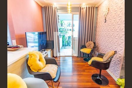 Apartamento à venda com 66m², 2 quartos e 1 vagaSala