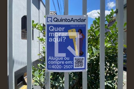 Casa à venda com 150m², 3 quartos e sem vaga Casa à venda com 150m², 3 quartos e sem vagaplaquinha