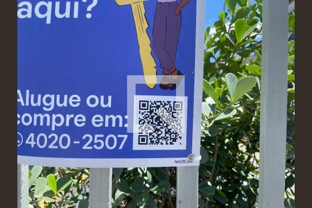 Casa à venda com 150m², 3 quartos e sem vaga Casa à venda com 150m², 3 quartos e sem vagaplaquinha