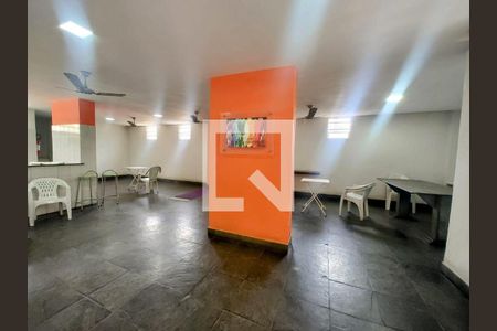 Apartamento à venda com 2 quartos, 53m² em Cubango, Niterói