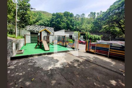 Apartamento à venda com 2 quartos, 53m² em Cubango, Niterói