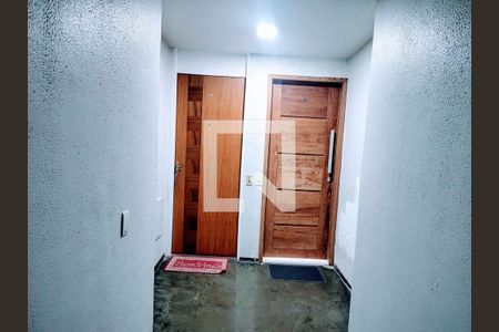 Apartamento à venda com 2 quartos, 53m² em Cubango, Niterói