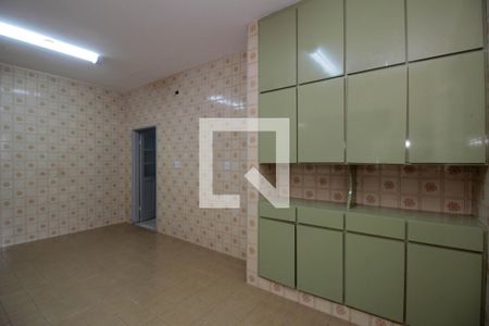Casa para alugar com 150m², 2 quartos e 2 vagasCozinha