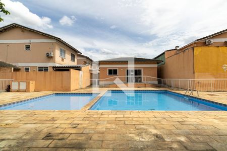Casa de condomínio para alugar com 70m², 3 quartos e 2 vagas Casa de condomínio para alugar com 70m², 3 quartos e 2 vagasÁrea comum - Piscina