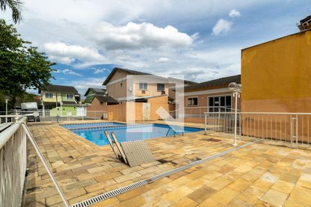 Casa de condomínio para alugar com 70m², 3 quartos e 2 vagas Casa de condomínio para alugar com 70m², 3 quartos e 2 vagasÁrea comum - Piscina