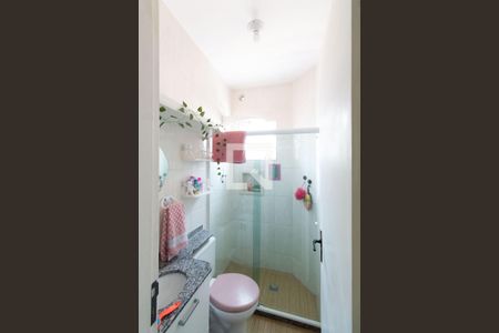 Casa de condomínio para alugar com 70m², 3 quartos e 2 vagas Casa de condomínio para alugar com 70m², 3 quartos e 2 vagasBanheiro do 2º andar