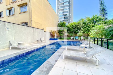 Apartamento à venda com 33m², 1 quarto e 1 vagaÁrea comum - Piscina