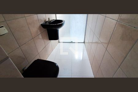 Casa à venda com 200m², 4 quartos e 1 vaga Casa à venda com 200m², 4 quartos e 1 vagaBanheiro Suite