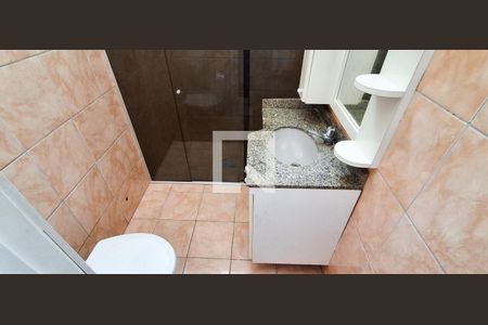 Casa à venda com 200m², 4 quartos e 1 vaga Casa à venda com 200m², 4 quartos e 1 vagaBanheiro Social