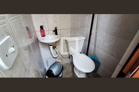 Casa à venda com 200m², 4 quartos e 1 vaga Casa à venda com 200m², 4 quartos e 1 vagaLavabo Area de serviço