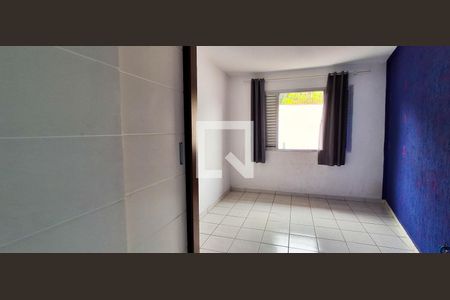 Casa à venda com 200m², 4 quartos e 1 vaga Casa à venda com 200m², 4 quartos e 1 vagaQuarto 2