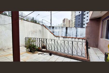 Casa à venda com 200m², 4 quartos e 1 vaga Casa à venda com 200m², 4 quartos e 1 vagaQuintal