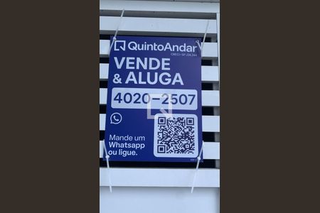 Casa à venda com 200m², 4 quartos e 1 vaga Casa à venda com 200m², 4 quartos e 1 vagaPlaca