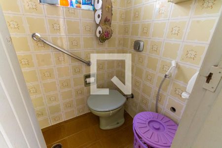 Casa à venda com 120m², 2 quartos e sem vagaBanheiro  