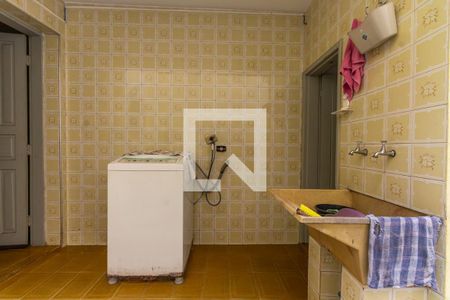 Casa à venda com 120m², 2 quartos e sem vagaÁrea de serviço 