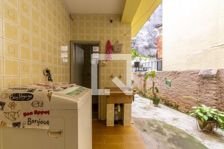 Casa à venda com 120m², 2 quartos e sem vagaÁrea de serviço 