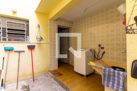 Casa à venda com 120m², 2 quartos e sem vagaÁrea de serviço 