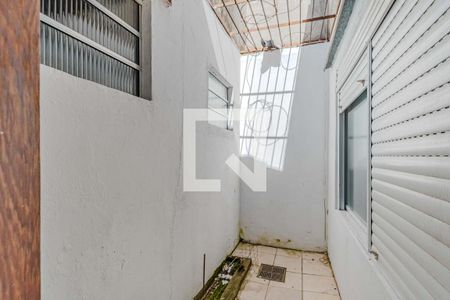 Sala de casa à venda com 4 quartos, 163m² em Guarujá, Porto Alegre