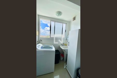 Apartamento à venda com 70m², 2 quartos e 1 vagaÁrea de Serviço