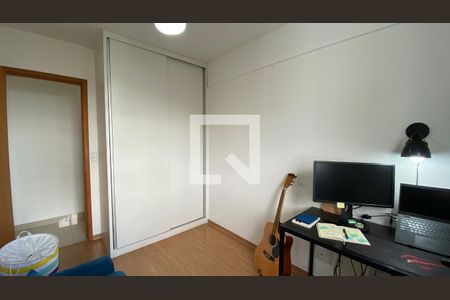 Apartamento à venda com 70m², 2 quartos e 1 vagaQuarto 2