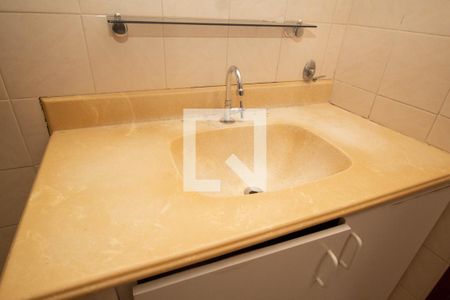 Casa para alugar com 154m², 3 quartos e 2 vagas Casa para alugar com 154m², 3 quartos e 2 vagasBanheiro