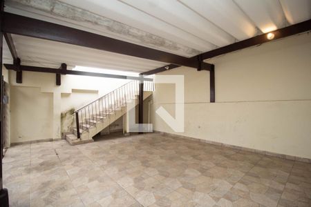 Casa para alugar com 154m², 3 quartos e 2 vagas Casa para alugar com 154m², 3 quartos e 2 vagasGaragem