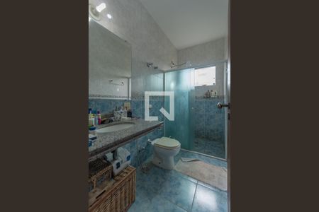 Casa à venda com 630m², 4 quartos e 9 vagasBanheiro Suíte