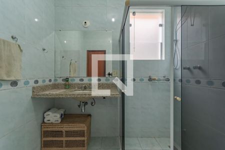 Casa à venda com 630m², 4 quartos e 9 vagasBanheiro Social
