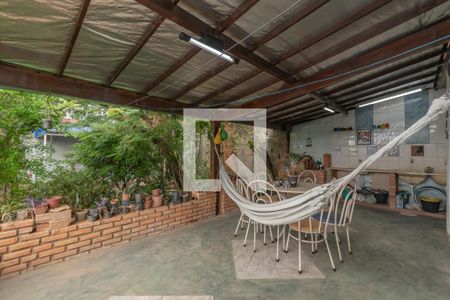 Casa à venda com 630m², 4 quartos e 9 vagasVaranda Gourmet