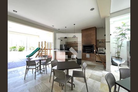 Apartamento à venda com 70m², 2 quartos e 2 vagasÁrea comum - Churrasqueira