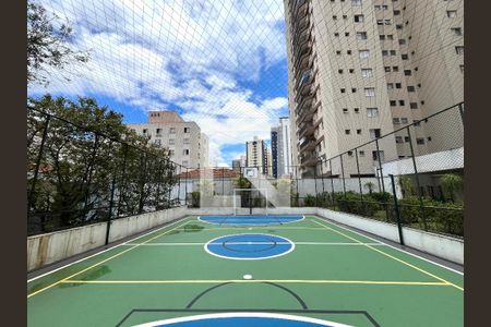 Apartamento à venda com 70m², 2 quartos e 2 vagasÁrea comum - Quadra