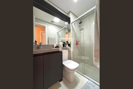 Apartamento à venda com 70m², 2 quartos e 2 vagasBanheiro Corredor