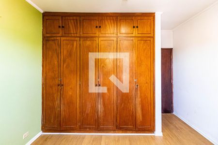 Casa à venda com 300m², 3 quartos e 2 vagasQuarto 01