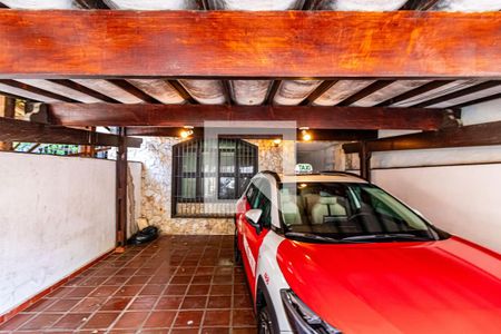 Casa à venda com 300m², 3 quartos e 2 vagasGaragem